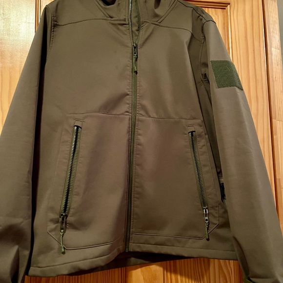 Women’s Under Armour Storm Tactical Jacket - Picture 3 of 3